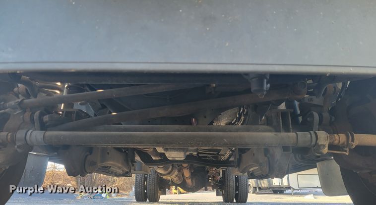 image for item GT9575 2008 Ford F550 Super Duty XL  Crew Cab flatbed truck