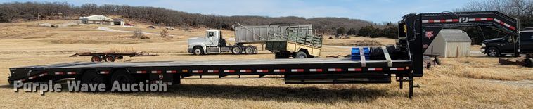 image for item HF9267 2020 PJ Trailer  equipment trailer