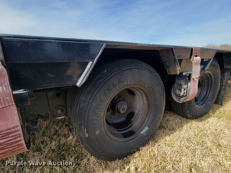 image for item HF9267 2020 PJ Trailer  equipment trailer