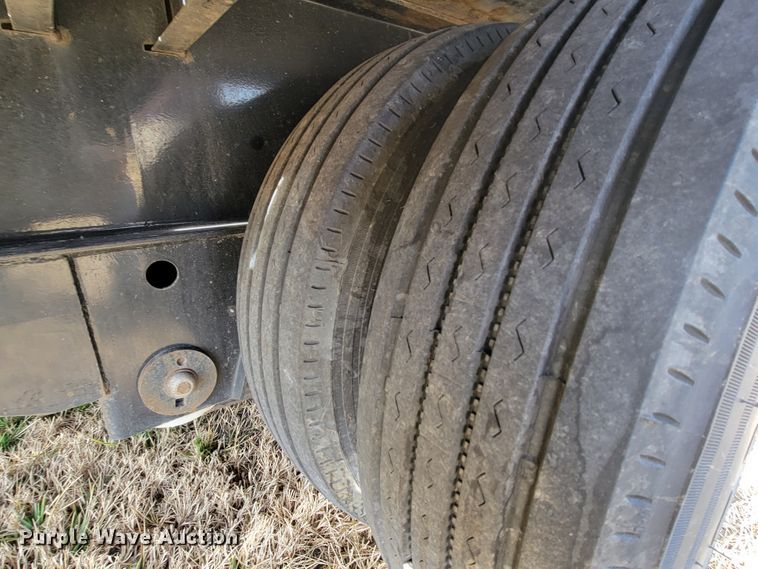 image for item HF9267 2020 PJ Trailer  equipment trailer