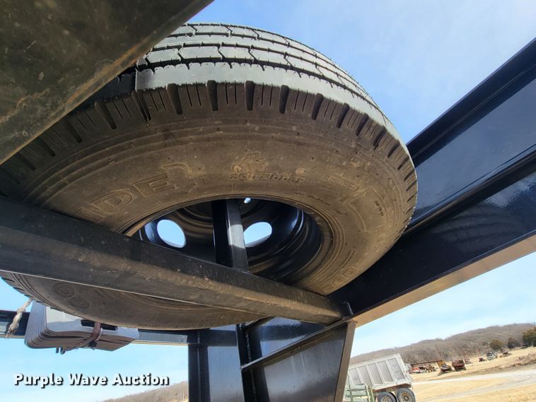 image for item HF9267 2020 PJ Trailer  equipment trailer