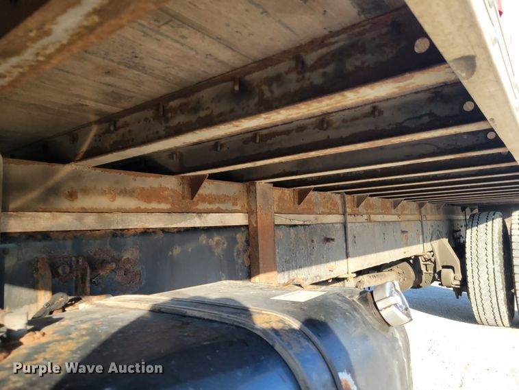 image for item HK9258 2005 Ford F750 Super Duty XLT  box truck