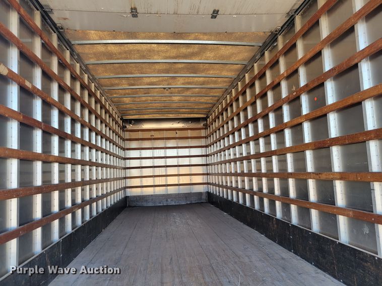 image for item HK9258 2005 Ford F750 Super Duty XLT  box truck