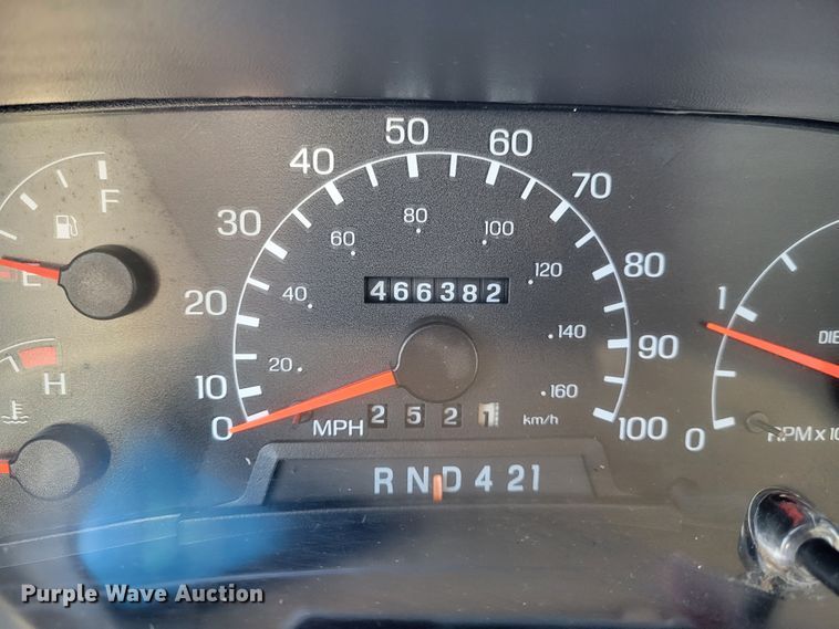 image for item HK9258 2005 Ford F750 Super Duty XLT  box truck