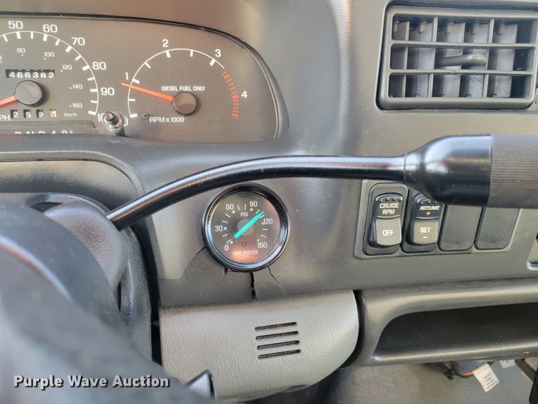 image for item HK9258 2005 Ford F750 Super Duty XLT  box truck