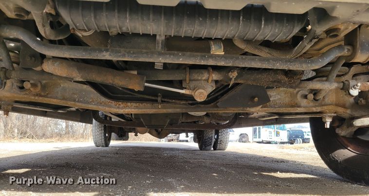 image for item HK9272 2007 Ford E350 Super Duty  delivery truck