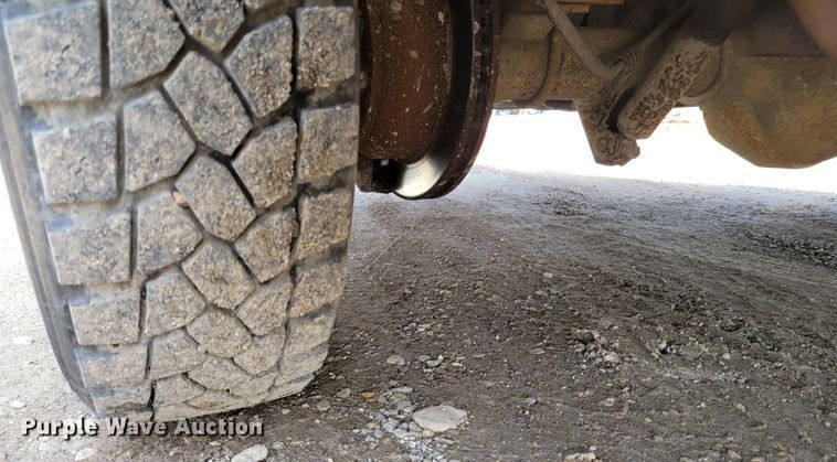 image for item HK9272 2007 Ford E350 Super Duty  delivery truck