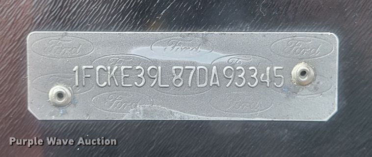 image for item HK9272 2007 Ford E350 Super Duty  delivery truck