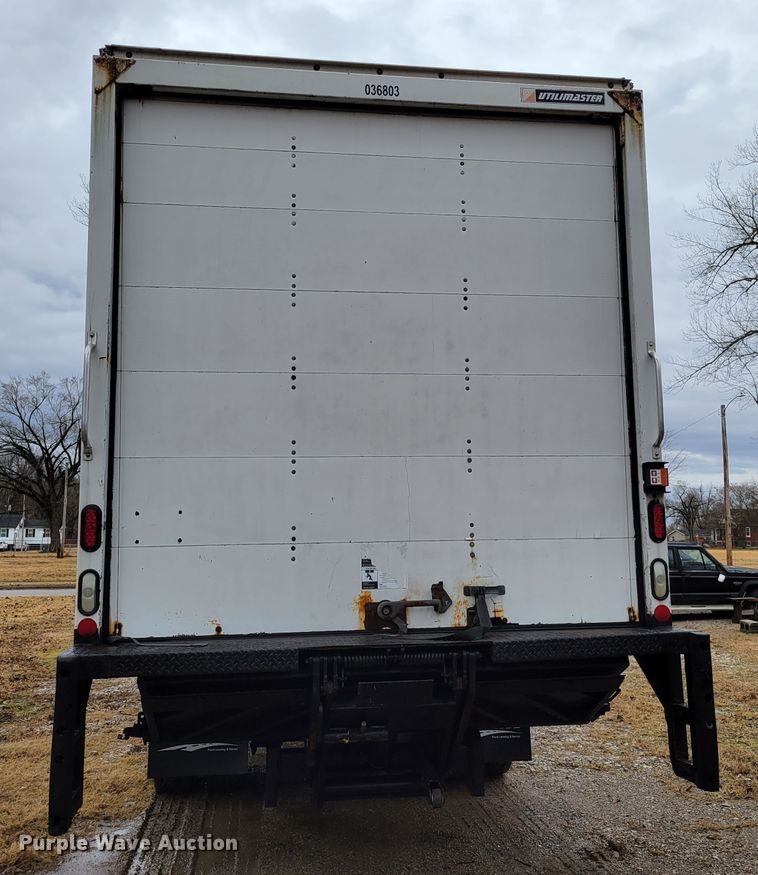 image for item HK9300 2011 Freightliner M2 106  box truck