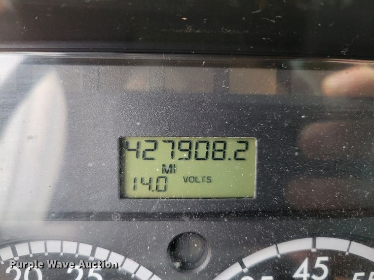 image for item HK9300 2011 Freightliner M2 106  box truck