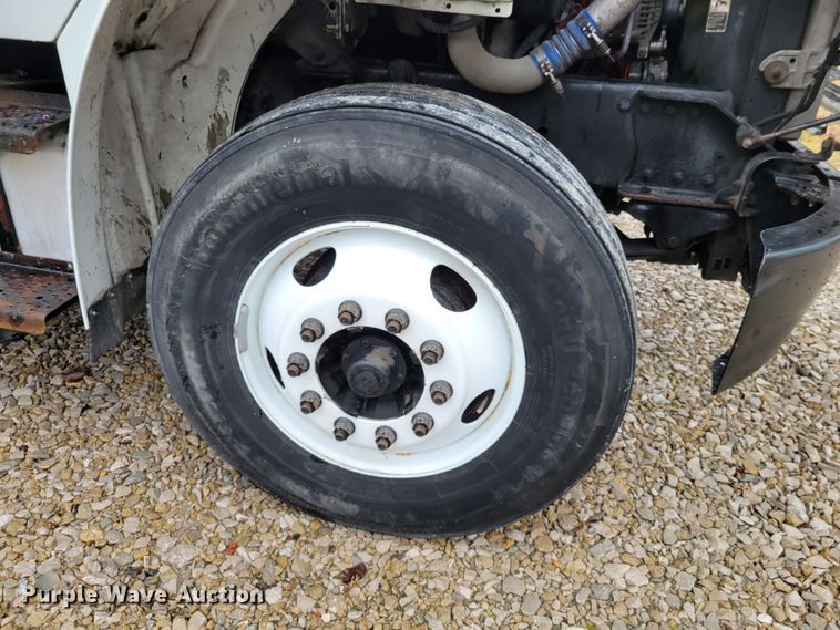 image for item HK9300 2011 Freightliner M2 106  box truck