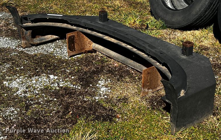 image for item ID9745 2008 Dodge Ram 5500  front bumper