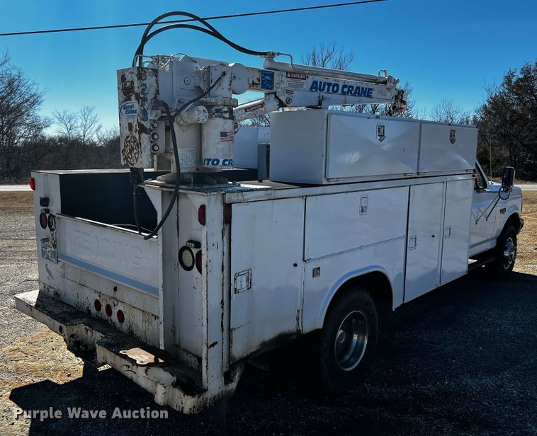 image for item ID9746 1997 Ford F450 Super Duty  utility / service truck