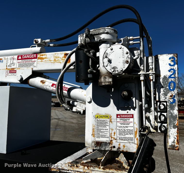 image for item ID9746 1997 Ford F450 Super Duty  utility / service truck