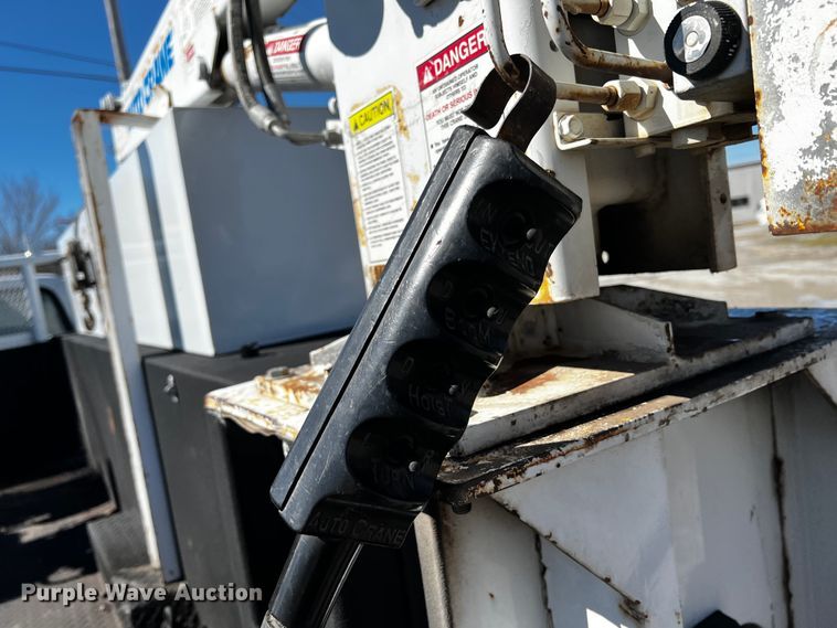 image for item ID9746 1997 Ford F450 Super Duty  utility / service truck