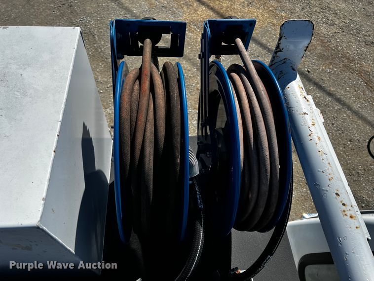 image for item ID9746 1997 Ford F450 Super Duty  utility / service truck