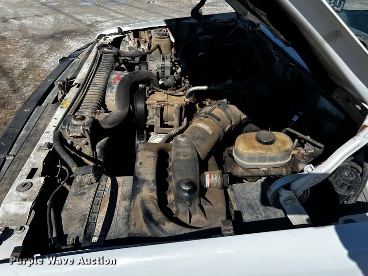 image for item ID9746 1997 Ford F450 Super Duty  utility / service truck