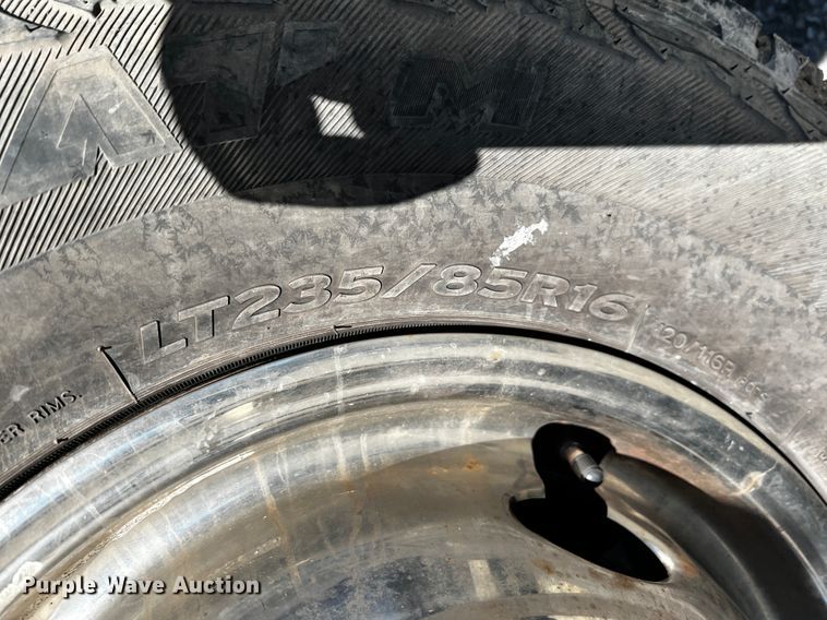 image for item ID9746 1997 Ford F450 Super Duty  utility / service truck