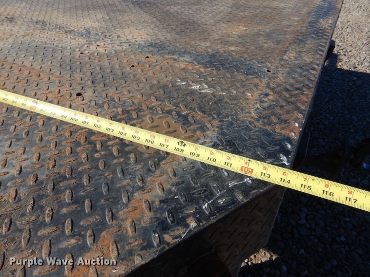 image for item IE9642 2000 Ford F550 Super Duty XL  flatbed truck