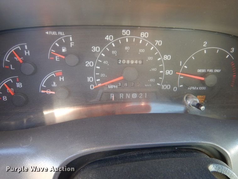 image for item IE9642 2000 Ford F550 Super Duty XL  flatbed truck