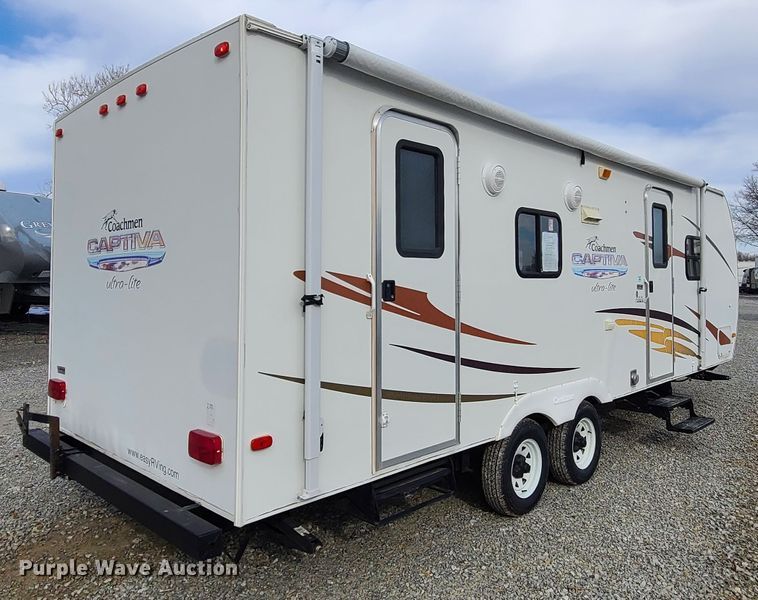 2009 Coachman Captiva Ultra-Lite 245DS camper in Clinton, MO | Item ...