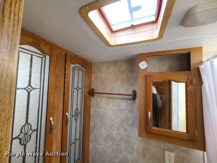 image for item IF9303 2005 Keystone Sprinter 259RBS  camper