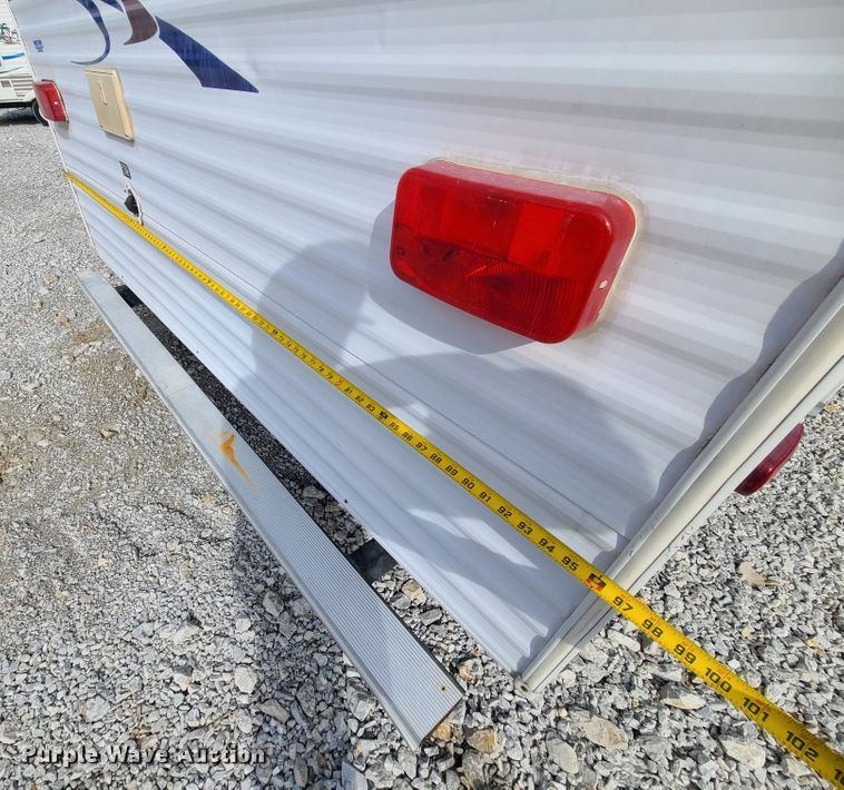 image for item IF9303 2005 Keystone Sprinter 259RBS  camper