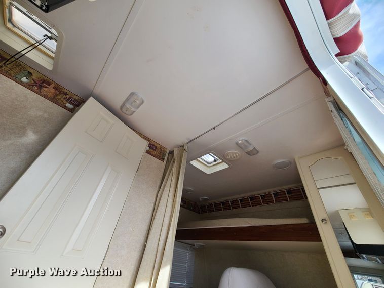 image for item IF9307 2005 Keystone Outback 23RS  camper