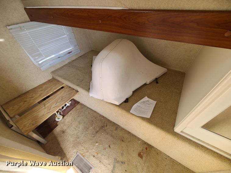 image for item IF9307 2005 Keystone Outback 23RS  camper