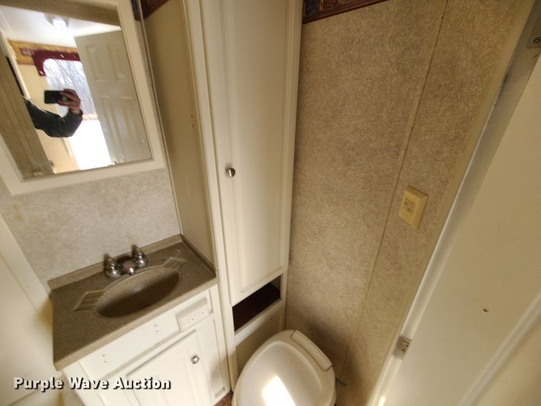 image for item IF9307 2005 Keystone Outback 23RS  camper