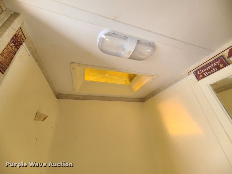 image for item IF9307 2005 Keystone Outback 23RS  camper