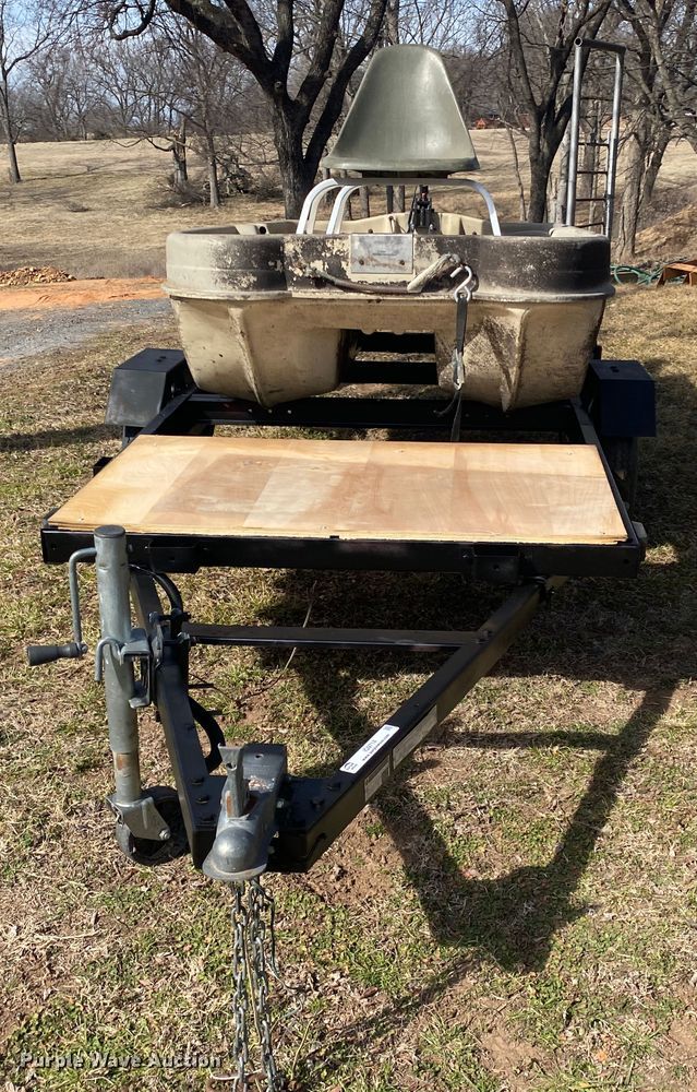 image for item IG9714 1985 Charloma Changzhou  boat