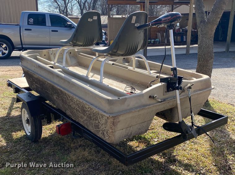 image for item IG9714 1985 Charloma Changzhou  boat