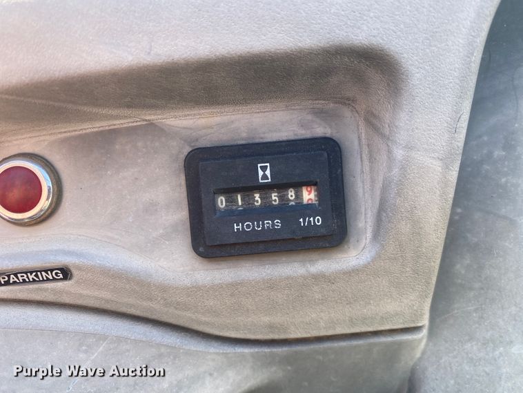 image for item IG9716 2007 Kawasaki Mule 610  utility vehicle