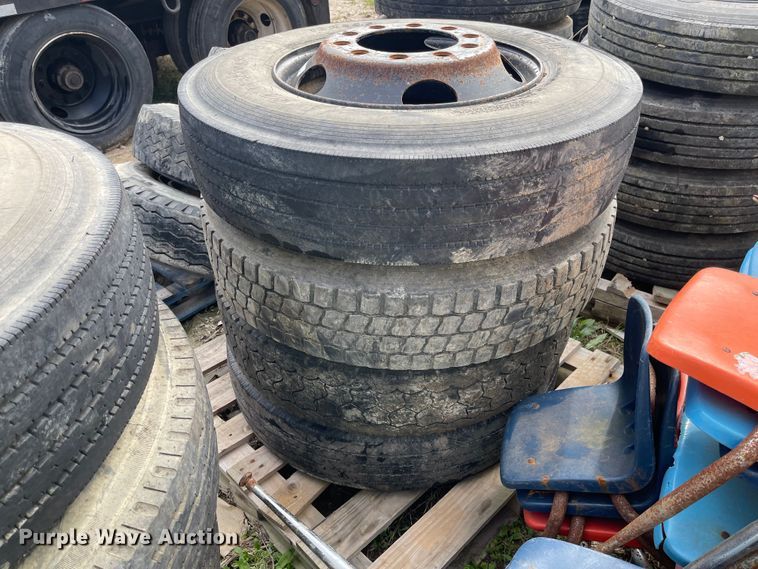 image for item IJ9705 (8) 10R22.5 tires and wheels