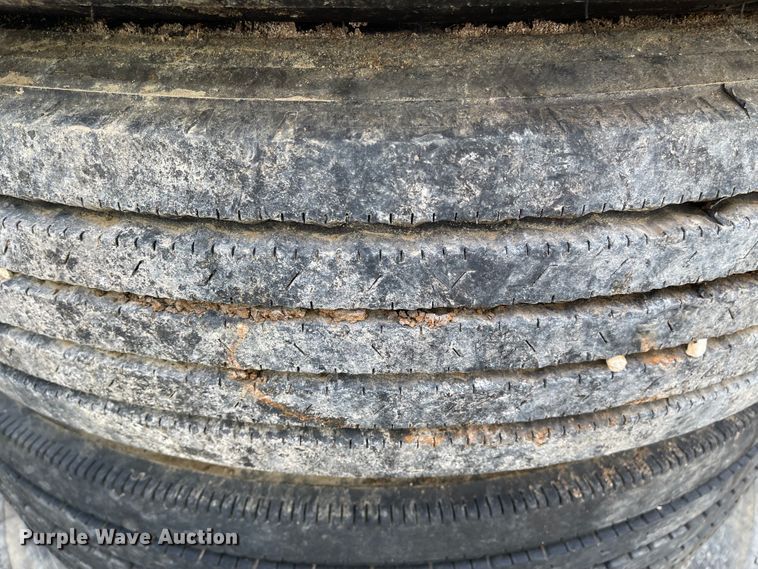 image for item IJ9708 (8) tires and wheels