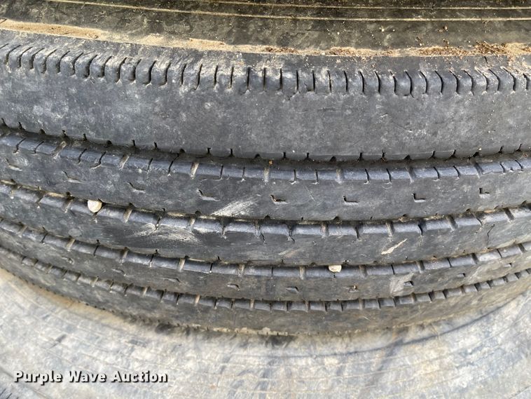 image for item IJ9708 (8) tires and wheels