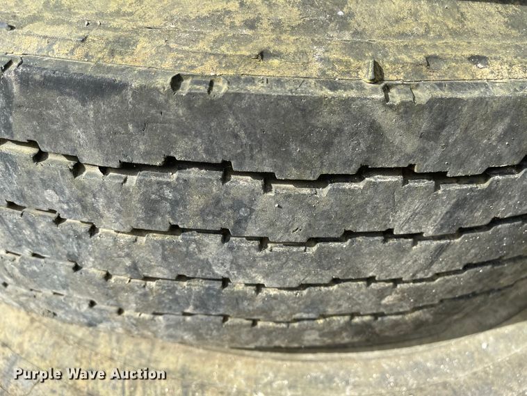 image for item IJ9708 (8) tires and wheels