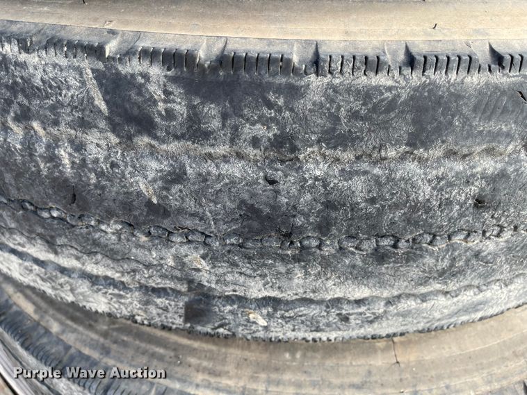 image for item IJ9710 (8) tires and wheels