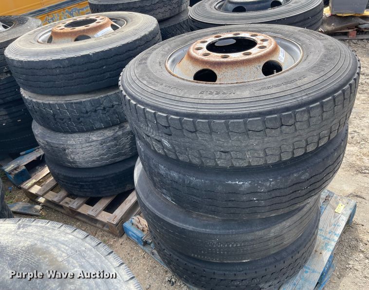 image for item IJ9711 (8) 11R22.5 tires and wheels