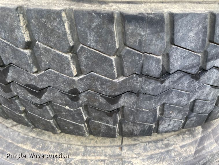 image for item IJ9711 (8) 11R22.5 tires and wheels