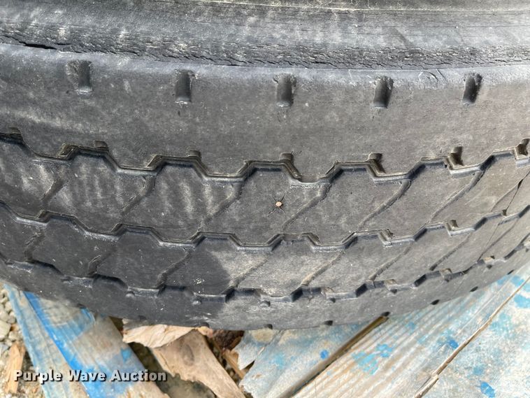 image for item IJ9711 (8) 11R22.5 tires and wheels