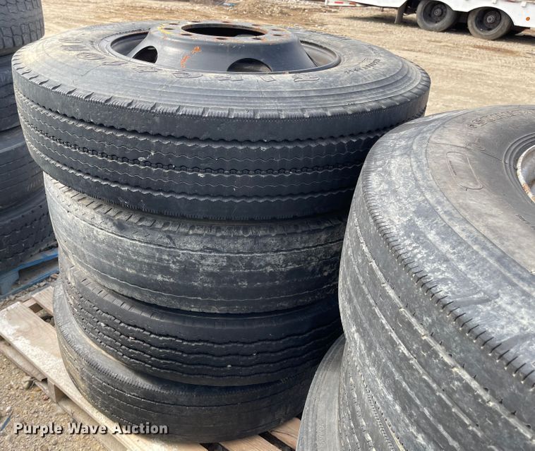 image for item IJ9712 (8) 11R22.5 tires and wheels
