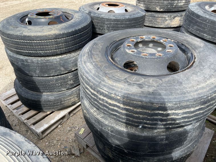 image for item IJ9712 (8) 11R22.5 tires and wheels