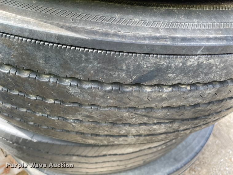 image for item IJ9713 (8) 11R22.5 tires and wheels