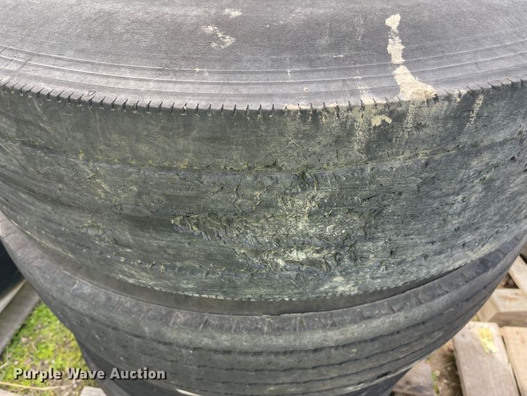 image for item IJ9713 (8) 11R22.5 tires and wheels