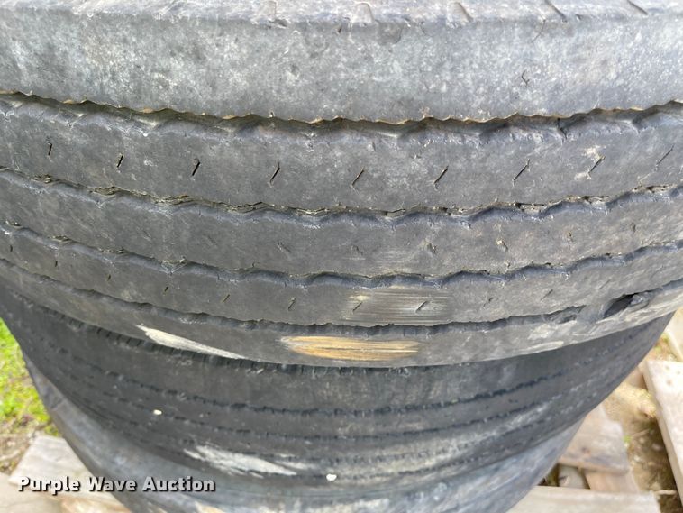 image for item IJ9713 (8) 11R22.5 tires and wheels