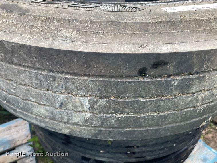 image for item IJ9714 (8) 11R22.5 tires and wheels