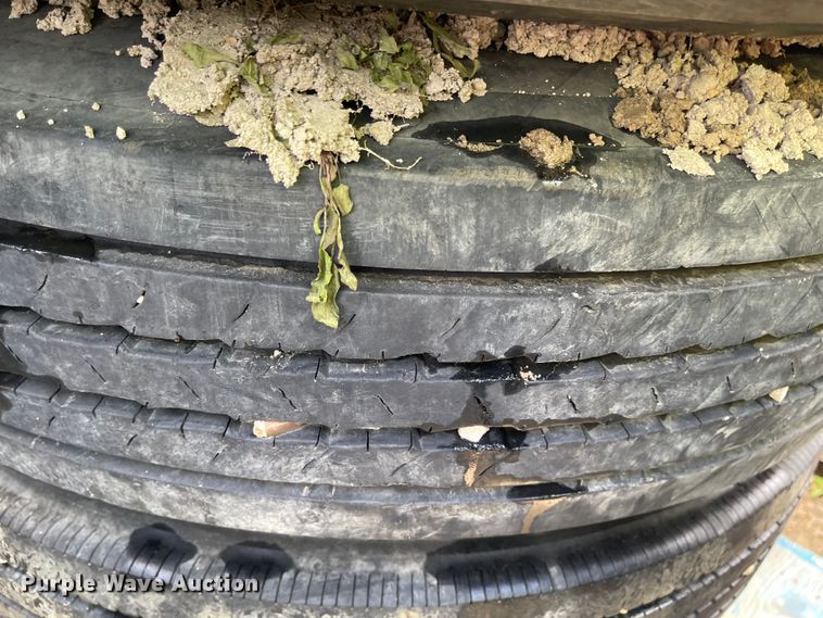 image for item IJ9714 (8) 11R22.5 tires and wheels