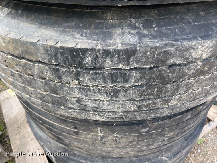 image for item IJ9715 (8) 11R22.5 tires and wheels